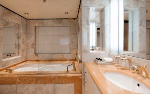 Mitsubishi Mega Yacht 82m