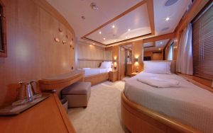 Benetti Vision 145