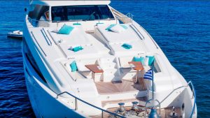 Custom Line Ferretti 30.60m