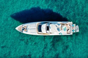 Custom Line Ferretti 30.60m