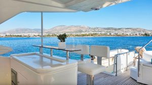 Custom Line Ferretti 30.60m